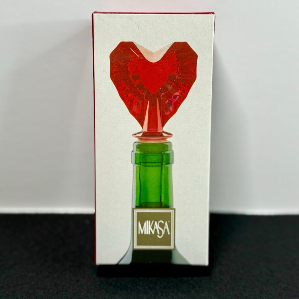Mikasa Venus Red Crystal Heart Wine Bottle Stopper – New in‎ Box Valentine Gift